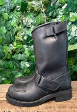 Afbeelding in Gallery-weergave laden, Nieuwe gave biker boots van Sendra maat 42