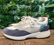Afbeelding in Gallery-weergave laden, zo goed als nieuw sneakers van Xsensible maat 42 (wijdte HX)