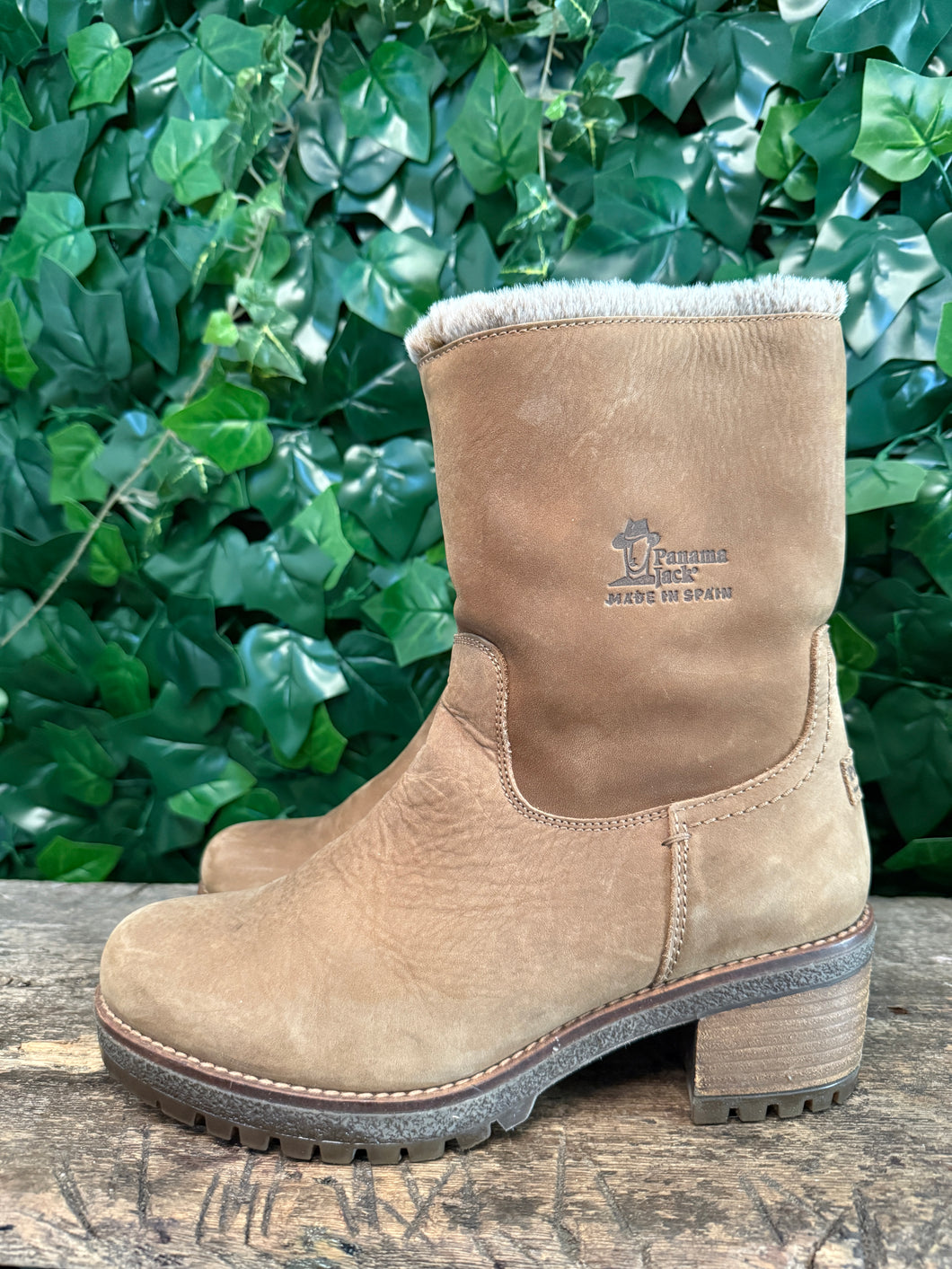 gewoon Nieuwe gevoerde boots van Panama Jack maat 40