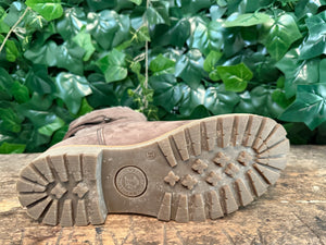 Nieuwe gevoerde boots van Panama Jack maat 39