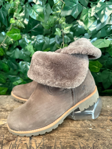 Nieuwe gevoerde boots van Panama Jack maat 39
