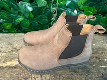 Afbeelding in Gallery-weergave laden, Nieuwe boots van Birkenstock maat 38
