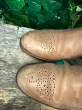 Afbeelding in Gallery-weergave laden, zo goed als nieuw hoge laars van Sendra maat 38