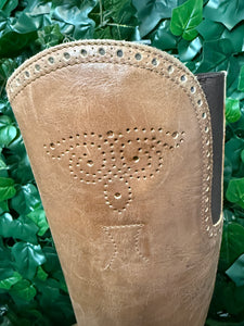 zo goed als nieuw hoge laars van Sendra maat 38