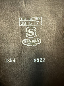 zo goed als nieuw hoge laars van Sendra maat 38