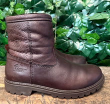 Afbeelding in Gallery-weergave laden, Bijna Nieuwe gevoerde boots van Panama Jack maat 41