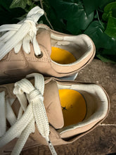 Afbeelding in Gallery-weergave laden, bijna Nieuwe sneakers van Xsensible maat 42 (wijdte H)