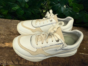 zo goed als nieuw sneakers van Xsensible maat 39(wijdte HX)