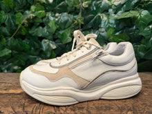 Afbeelding in Gallery-weergave laden, zo goed als nieuw sneakers van Xsensible maat 39(wijdte HX)