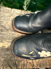 Afbeelding in Gallery-weergave laden, supergave vintage blokhak flower boots van Sendra maat 39