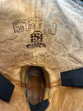 Afbeelding in Gallery-weergave laden, supergave vintage blokhak flower boots van Sendra maat 39