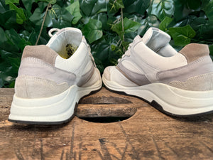 Bijna nieuwe sneakers van Durea maat 40 (maat K)