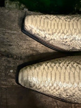 Afbeelding in Gallery-weergave laden, Nieuwe mooie python laarzen van Sendra maat 44