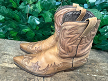 Afbeelding in Gallery-weergave laden, mooie boots van Sendra maat 45
