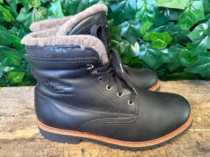 Gewoon Nieuwe gevoerde boots van Panama Jack maat 44