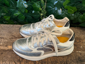Bijna Nieuwe sneakers van Xsensible maat 41 (wijdte G)