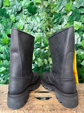 Afbeelding in Gallery-weergave laden, super stoere vintage biker boots van sendra maat 45