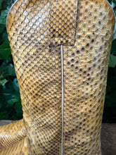 Afbeelding in Gallery-weergave laden, Nieuwe prachtige python laarzen van Sendra maat 42