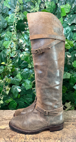 zo goed als nieuw vintage hoge laars van Sendra maat 37