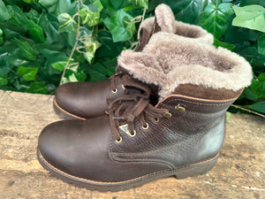 Nieuwe gevoerde boots van Panama Jack maat 44