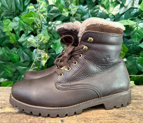 Nieuwe gevoerde boots van Panama Jack maat 44
