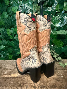 supergave vintage destroy laars maat 36