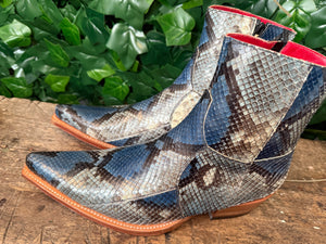 Nieuwe supergave python laarsjes van Sendra maat 42