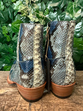Afbeelding in Gallery-weergave laden, Nieuwe supergave python laarsjes van Sendra maat 42