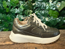 Afbeelding in Gallery-weergave laden, bijna Nieuwe sneakers van Xsensible maat 37 (wijdte G)