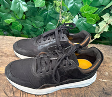 Afbeelding in Gallery-weergave laden, zo goed als nieuw sneakers van Xsensible maat 39(wijdte GX)