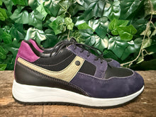 Afbeelding in Gallery-weergave laden, Nieuwe sneakers van Wolky maat 38