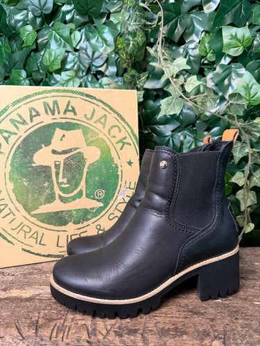 Nieuwe mooie laarsjes van Panama Jack maat 38