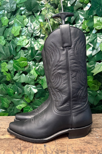 Nieuwe prachtige laarzen van Sendra maat 39