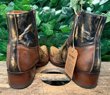 Afbeelding in Gallery-weergave laden, Nieuwe prachtige python laarzen van Sendra maat 44