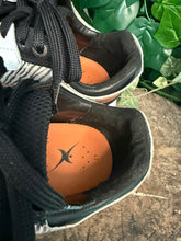 Afbeelding in Gallery-weergave laden, zo goed als nieuw sneakers van Xsensible maat 42(wijdte GX)