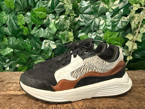 zo goed als nieuw sneakers van Xsensible maat 42(wijdte GX)