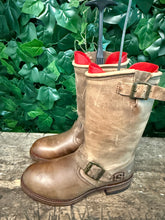 Afbeelding in Gallery-weergave laden, Nieuwe mooie laarzen van Sendra maat 36
