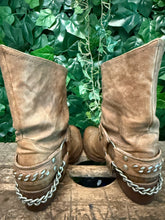 Afbeelding in Gallery-weergave laden, mooie laarsjes van Sendra maat 39