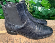 Afbeelding in Gallery-weergave laden, Nieuwe laarsjes van Omoda maat 42