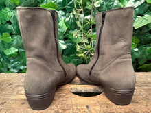 Afbeelding in Gallery-weergave laden, Nieuwe laars van hartjes maat 38 (wijdte G)