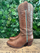 Afbeelding in Gallery-weergave laden, Bijna Nieuwe gave laarzen van Sendra maat 38