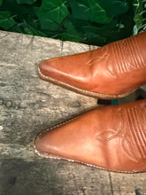 Afbeelding in Gallery-weergave laden, supermooie sendra laarzen maat 38