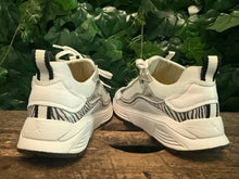 Afbeelding in Gallery-weergave laden, zo goed als nieuw sneakers van Xsensible maat 36(wijdte G)
