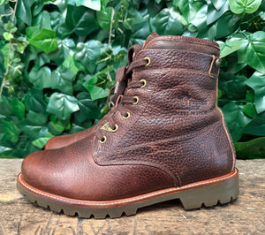 gewoon Nieuwe boots van Panama Jack maat 42