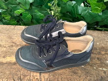 Afbeelding in Gallery-weergave laden, Bijna Nieuwe sneakers van nimco maat 38,5(wijdte KX)