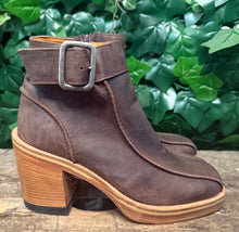 Afbeelding in Gallery-weergave laden, Nieuwe supergave vintage blokhak laarzen Sendra maat 39