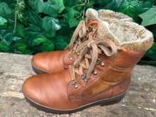 Afbeelding in Gallery-weergave laden, zo goed als nieuw gevoerde boots van Panama Jack maat 43