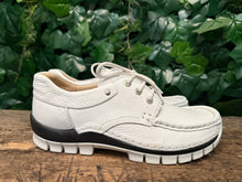 Afbeelding in Gallery-weergave laden, Nieuwe sneakers van Wolky maat 41
