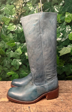 Afbeelding in Gallery-weergave laden, Nieuwe prachtige vintage laarzen van Sendra maat 37