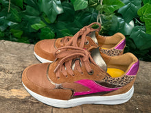 Afbeelding in Gallery-weergave laden, bijna Nieuwe sneakers van Xsensible maat 36 (wijdte G)
